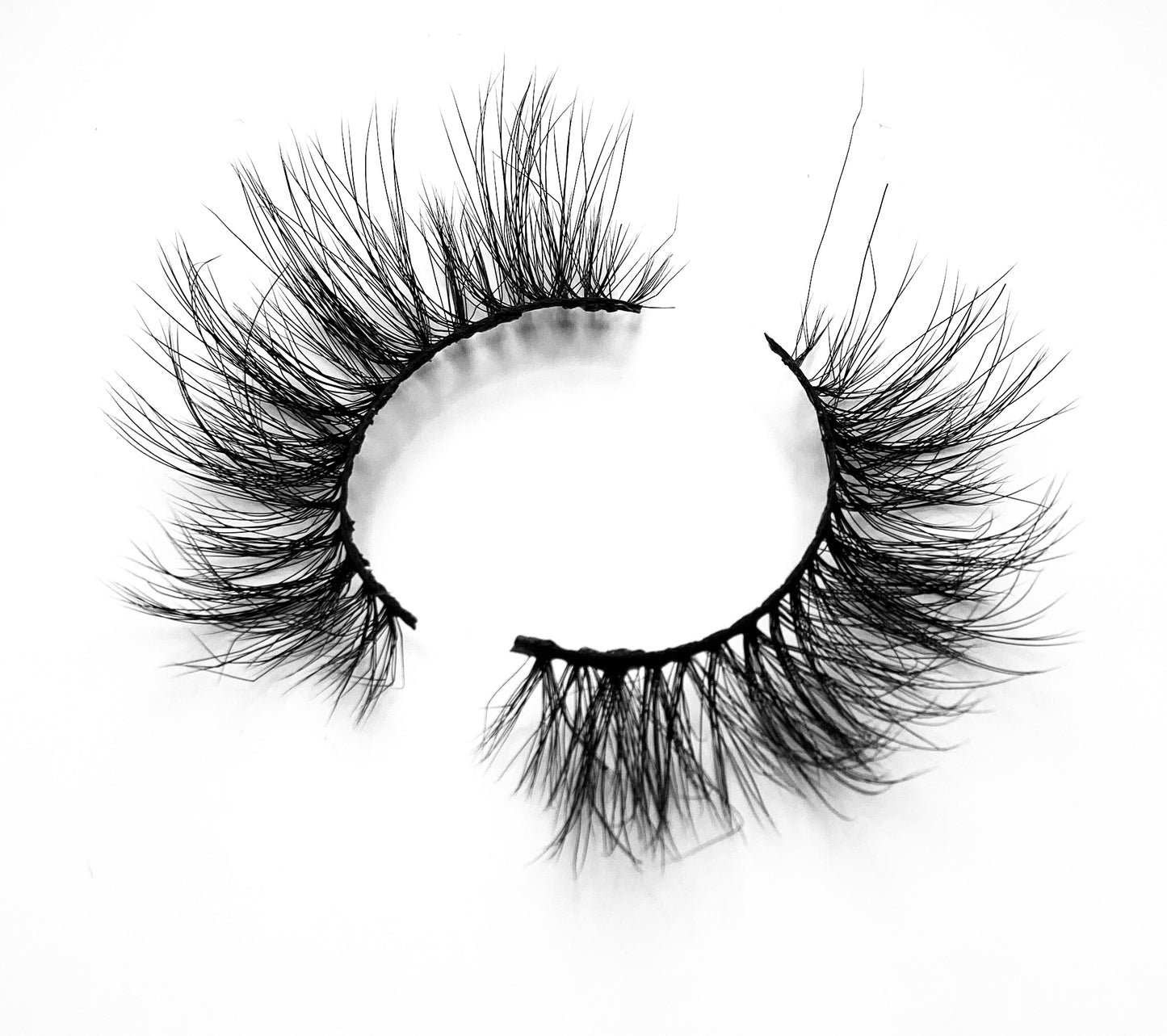 "It Girl" Mink Lashes